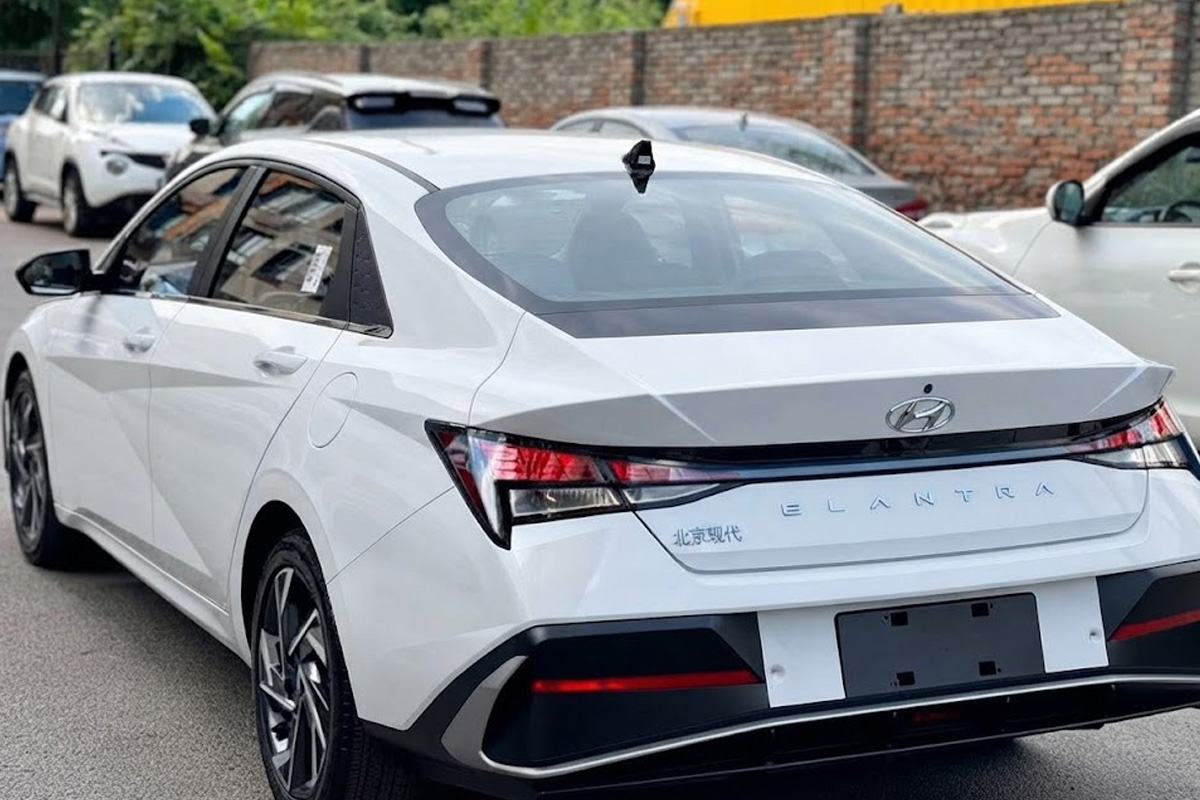 Массовые жалобы владельцев Hyundai Elantra на неисправности вариатора в Казахстане