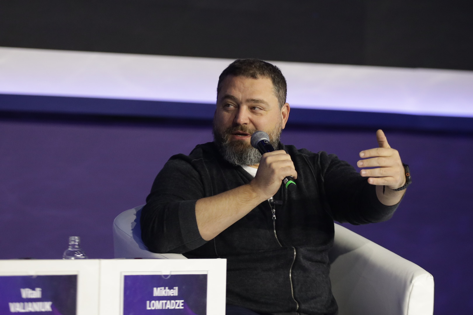 Михаил Ломтадзе — об ИИ, новых рынках и отношении к деньгам