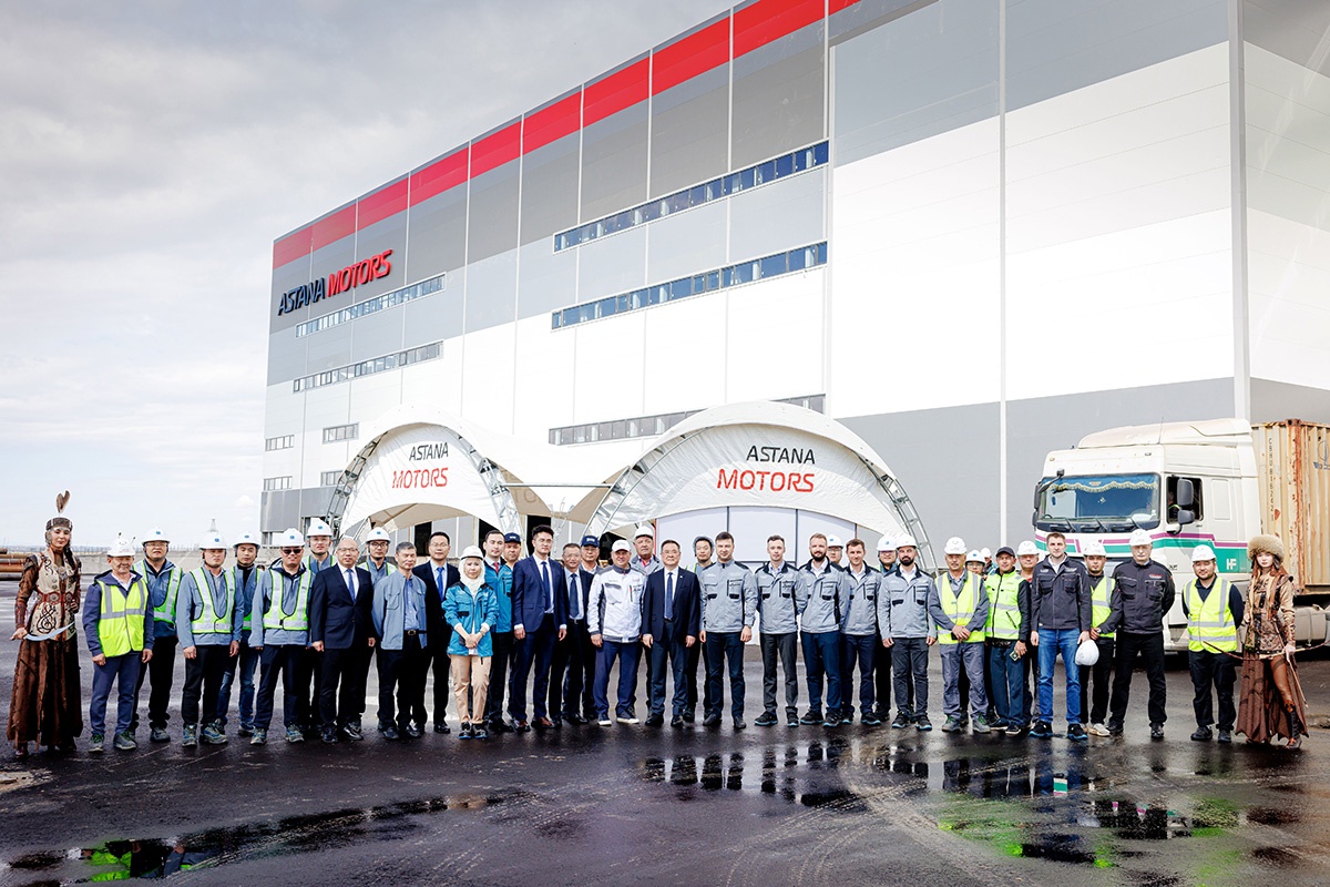 Astana Motors запустил высокотехнологичный автозавод в Алматы с 54 роботами